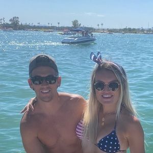 Meet your Posher, Ty